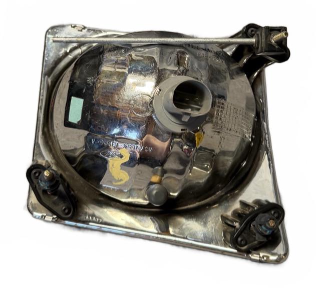 Ford Explorer Left Driver Side Headlight Assembly 1L5X-13006-A 01-05 – photo 8
