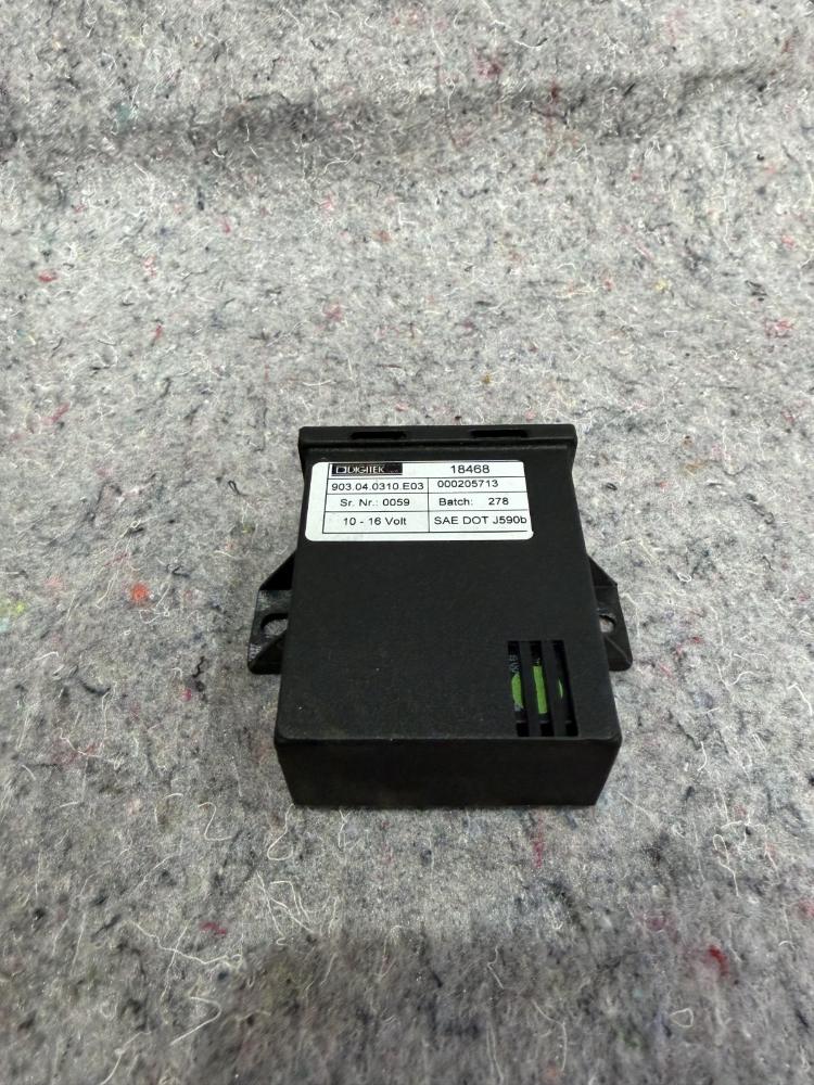 Ferrari F430 Direction Emergency Light Relay P/n 205713 – photo 1