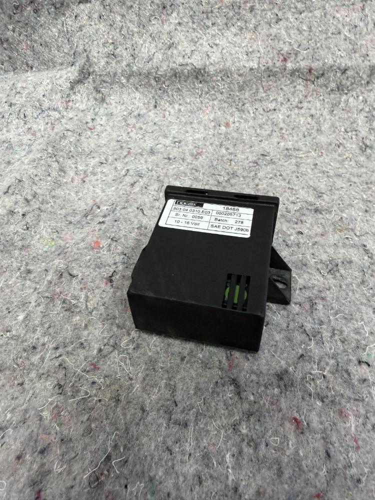 Ferrari F430 Direction Emergency Light Relay P/n 205713 – photo 4