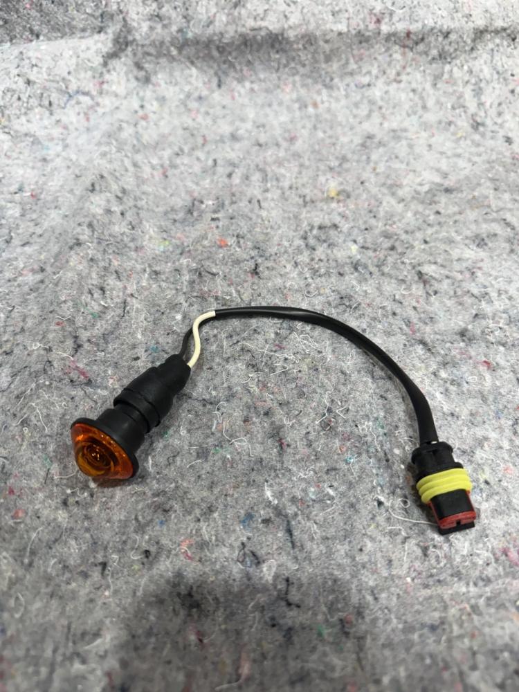 Ferrari F430 Turn Indicator Side Flasher Genuine Ferrari 165558 – photo 1