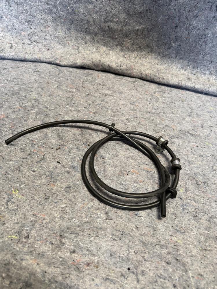 Ferrari F430 Windshield Washer Tubing / Hose 65362600 OEM – photo 4