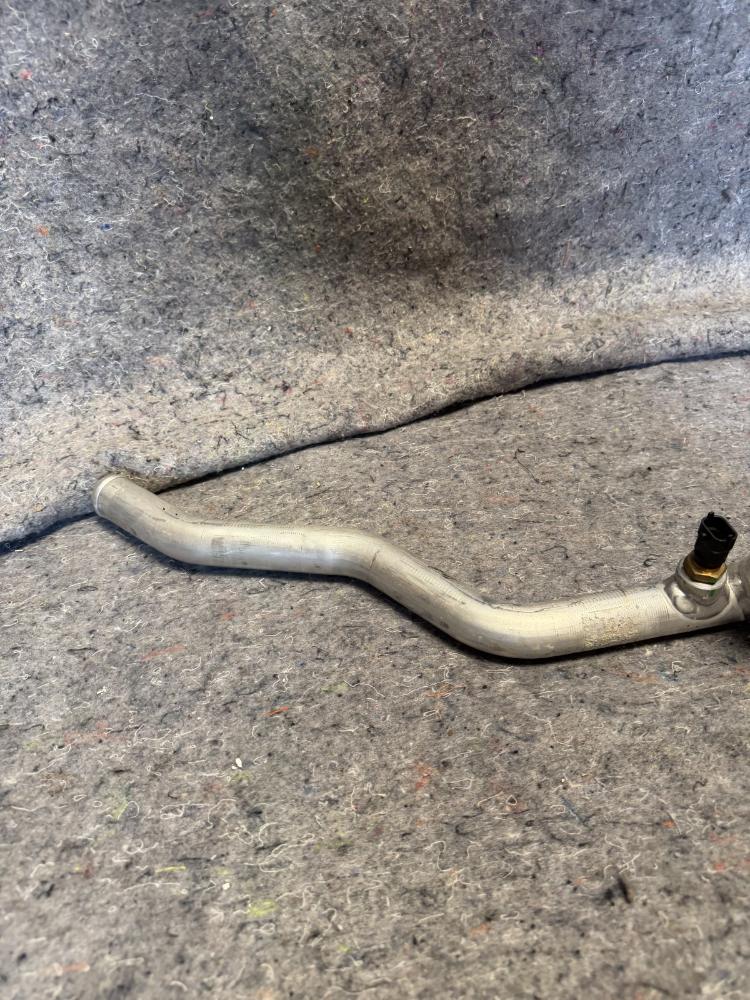 Ferrari F430 Water Delivery Pipe to Radiators OEM – photo 7
