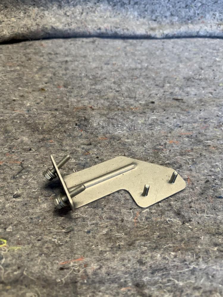 Ferrari F430 CD Changer Bracket OEM – photo 4