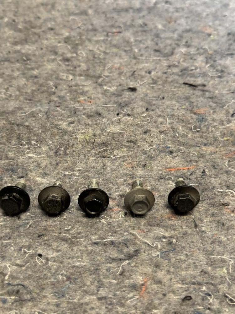 Ferrari F430 Right Front Fender Bolts OEM – photo 6