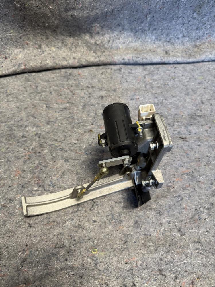 Ferrari F430 Gas Pedal 196180 OEM – photo 2