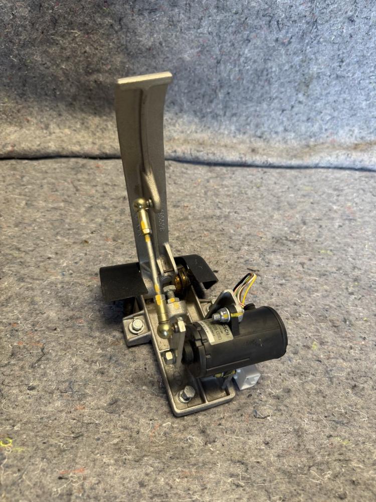 Ferrari F430 Gas Pedal 196180 OEM – photo 7