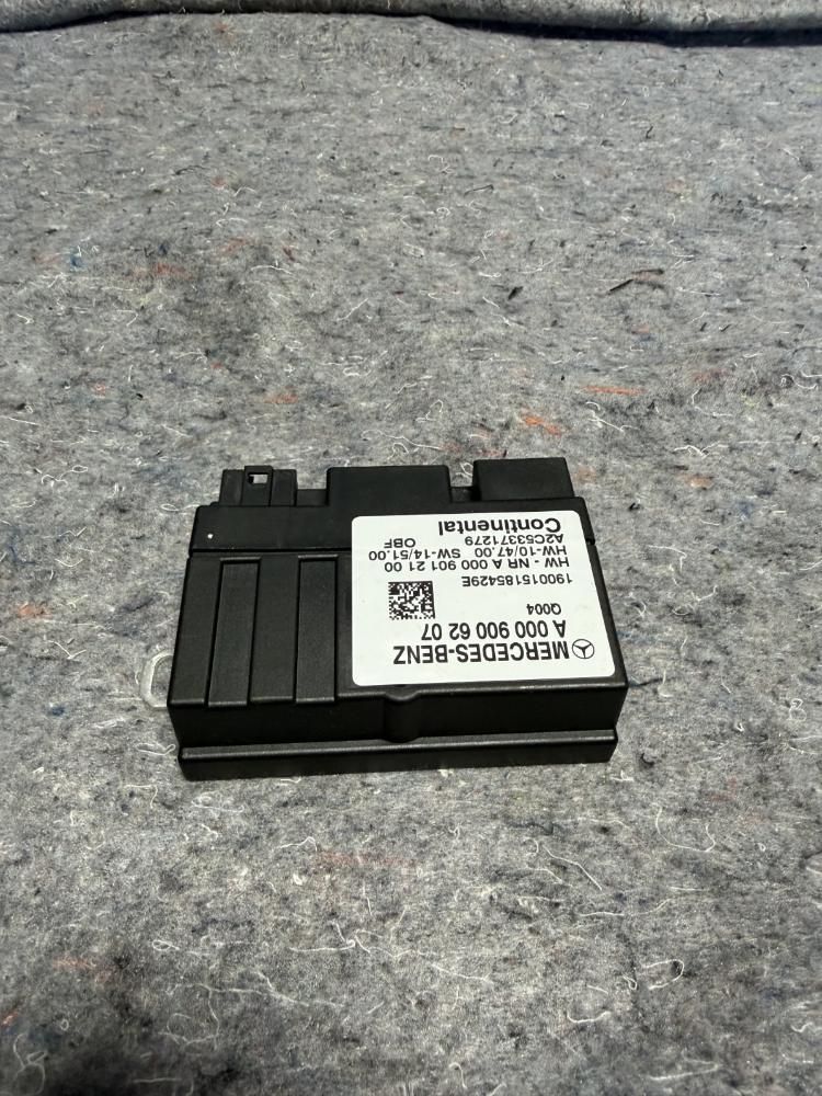 Mercedes AMG GTR Fuel Pump Control Module A0009006207 OEM – photo 7