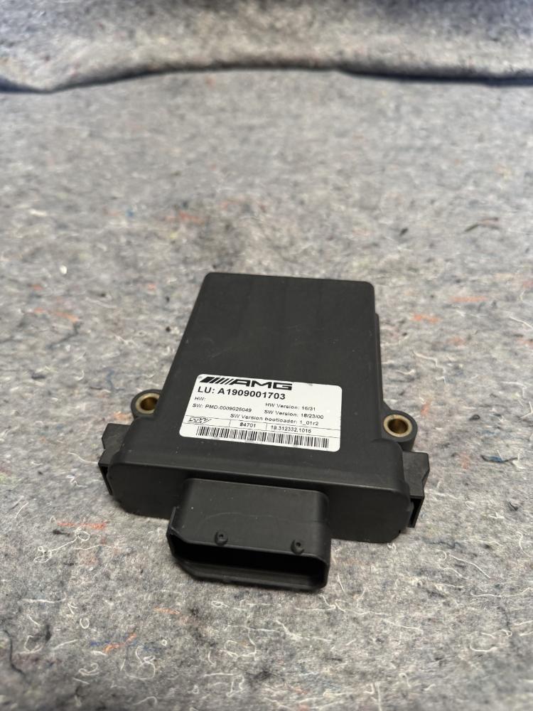 Mercedes AMG GTR ECU Control Module A1909001703 OEM – photo 3