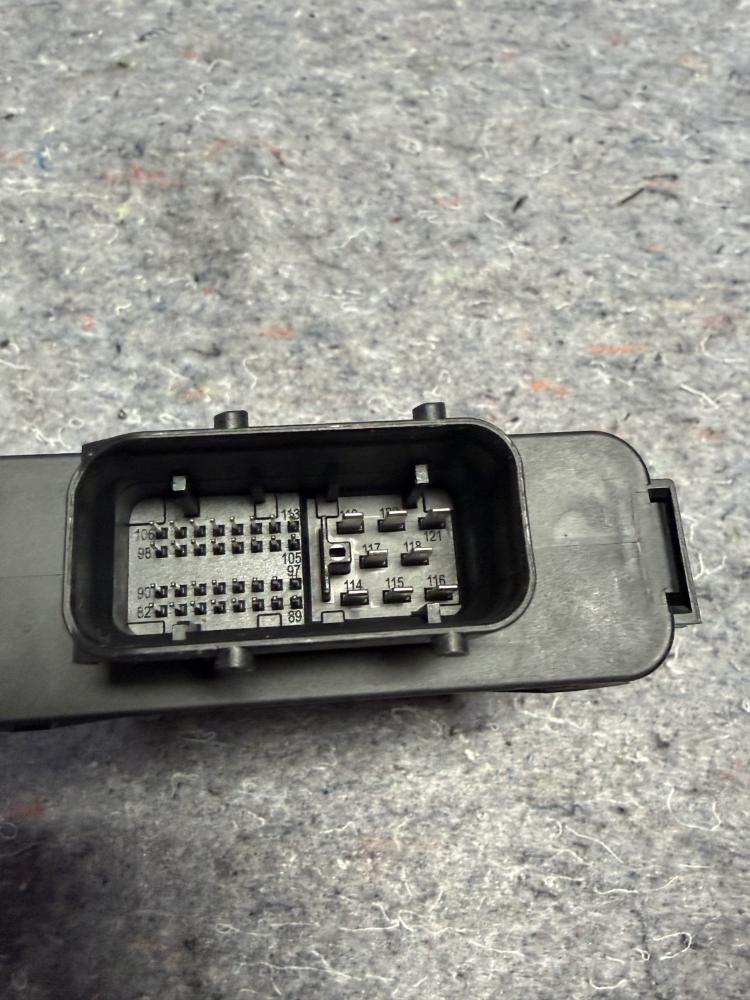 Mercedes AMG GTR ECU Control Module A1909001703 OEM – photo 5