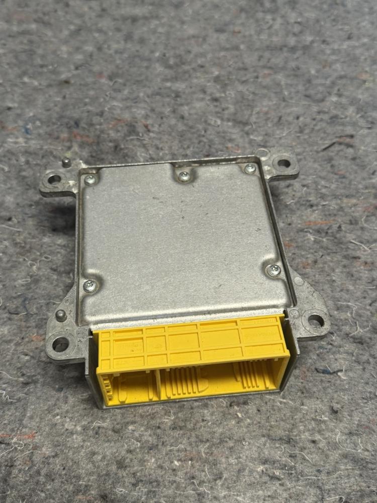 Mercedes AMG GTR Airbag SRS Control Unit A1729015905 OEM – photo 7