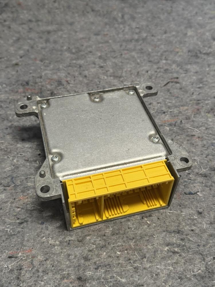 Mercedes AMG GTR Airbag SRS Control Unit A1729015905 OEM – photo 8
