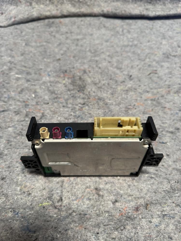 Mercedes AMG GTR Control Module A2229004520 OEM – photo 6