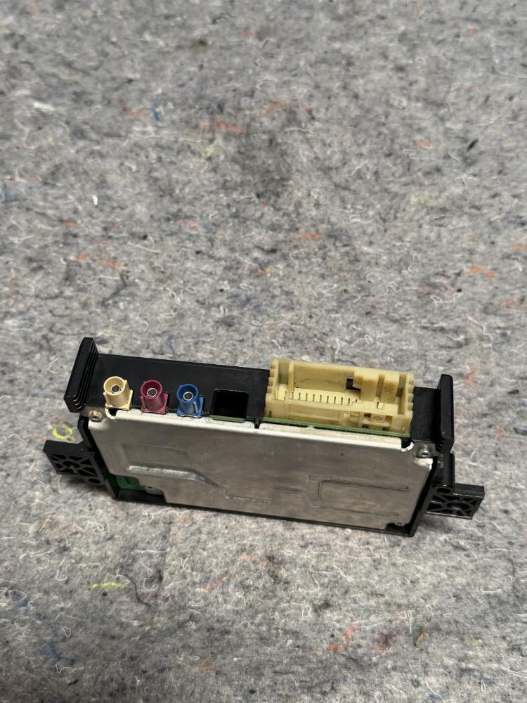 Mercedes AMG GTR Control Module A2229004520 OEM – photo 7