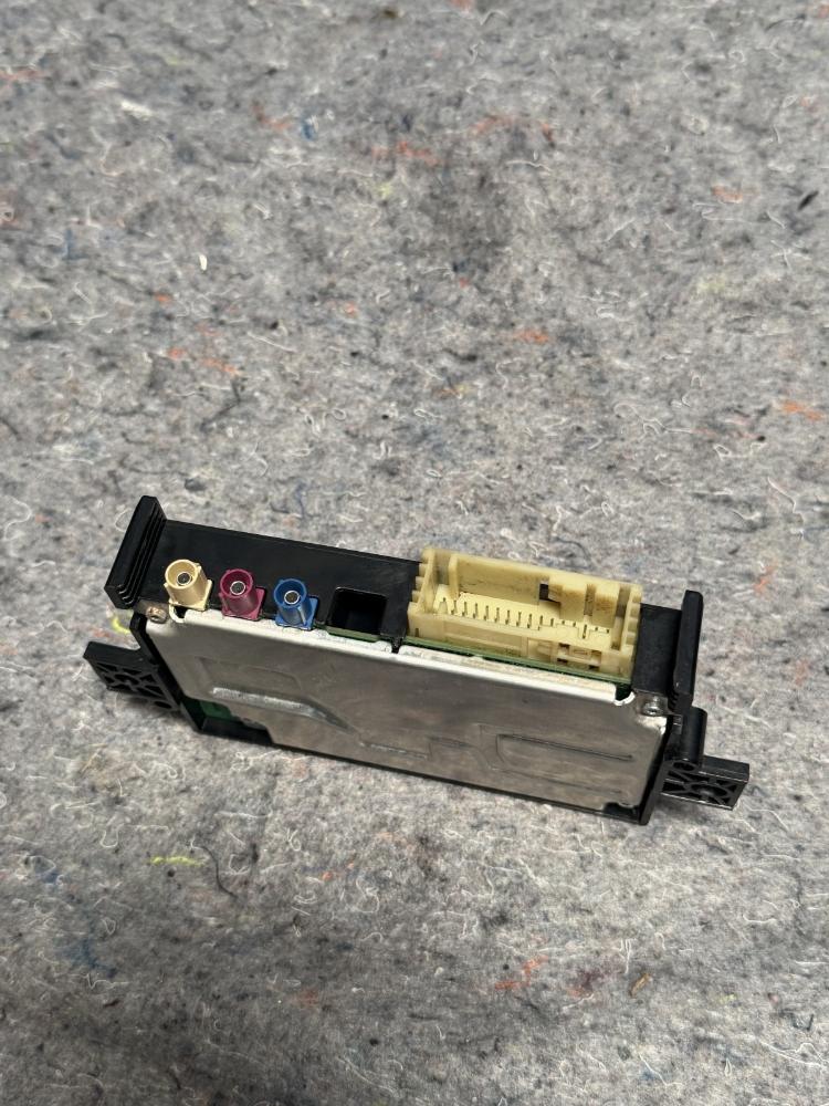 Mercedes AMG GTR Control Module A2229004520 OEM – photo 8