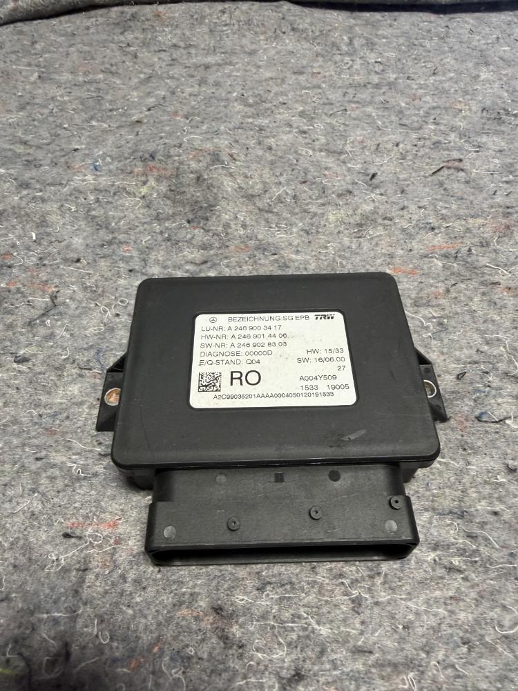 Mercedes AMG GTR Emergency Parking Park Brake Control Module A2469003417 OEM – photo 2