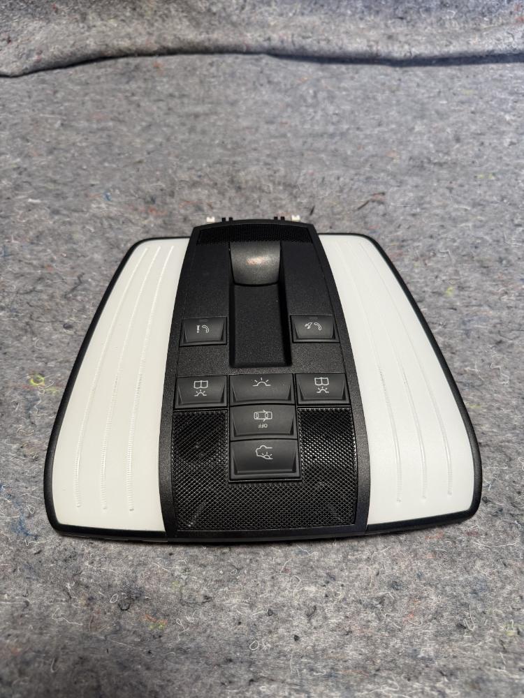 Mercedes AMG GTR Interiour Roof Light Switch A0009054903 J123 OEM – photo 5