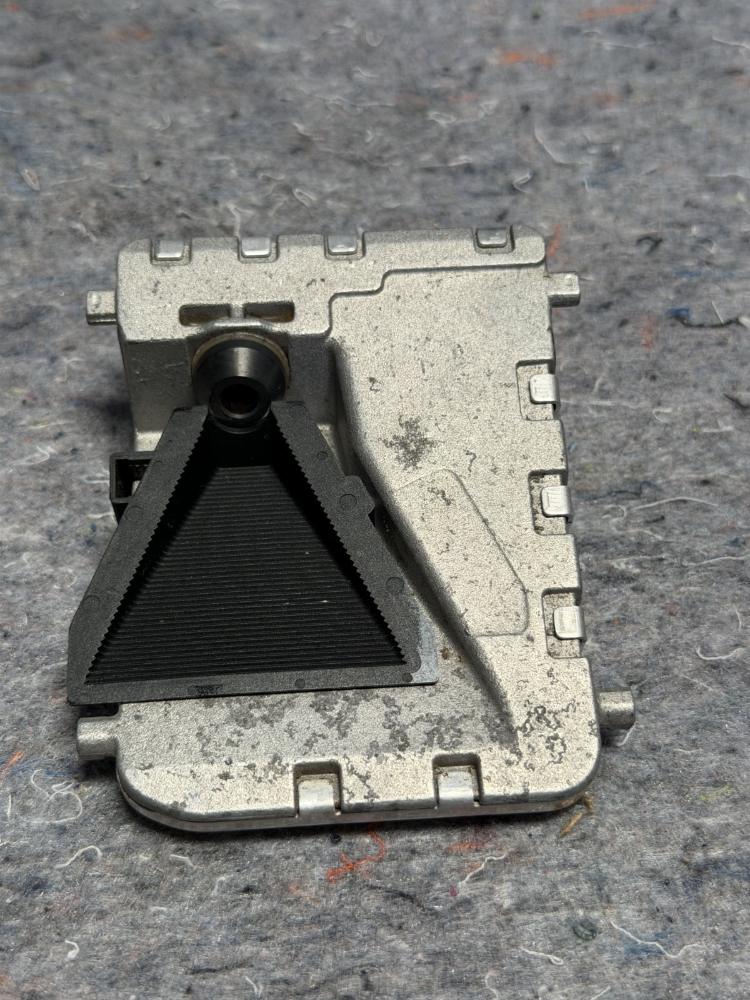 Mercedes AMG GTR Night Vision Lane Assist Camera A0009001810 OEM – photo 6