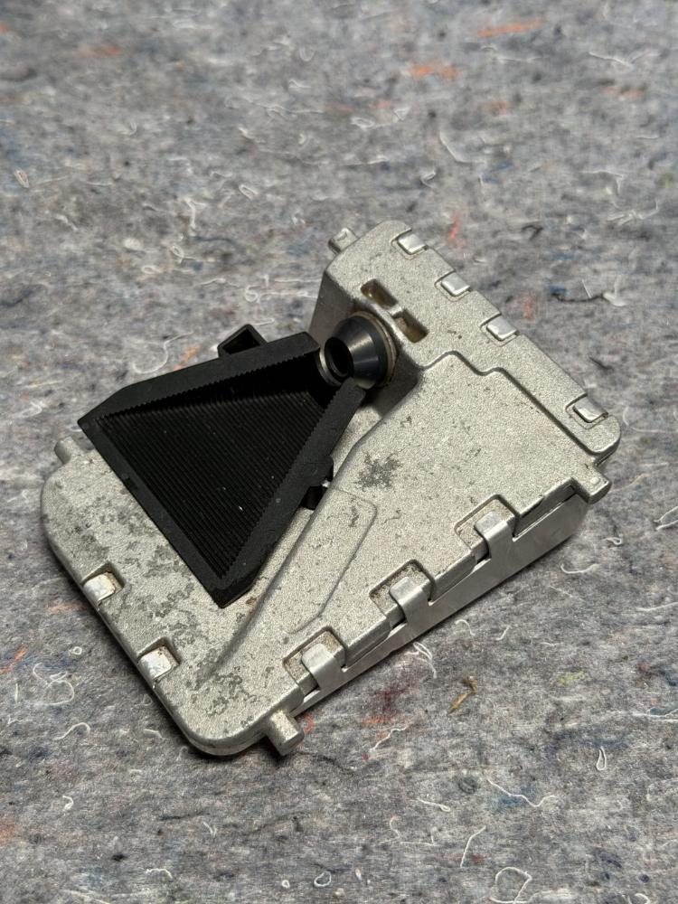 Mercedes AMG GTR Night Vision Lane Assist Camera A0009001810 OEM – photo 7