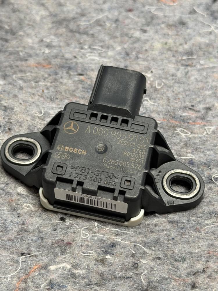 Mercedes AMG GTR Yaw Rate Sensor Control Module A0009059101 OEM – photo 2