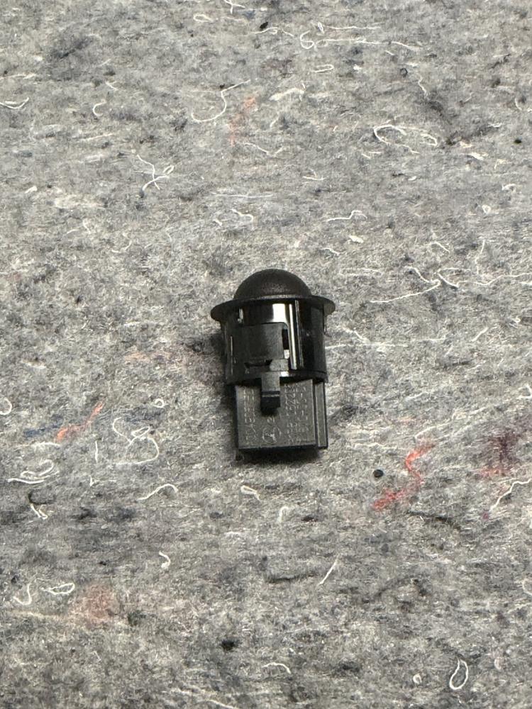 Mercedes Amggtr Front Dash Dashboard Sunload Light Sensor A2049057501 OEM – photo 1