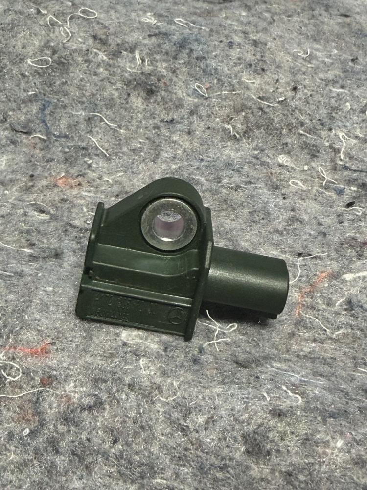 Mercedes AMG GTR Front Right or Left Body Sensor A1729056000 OEM – photo 4