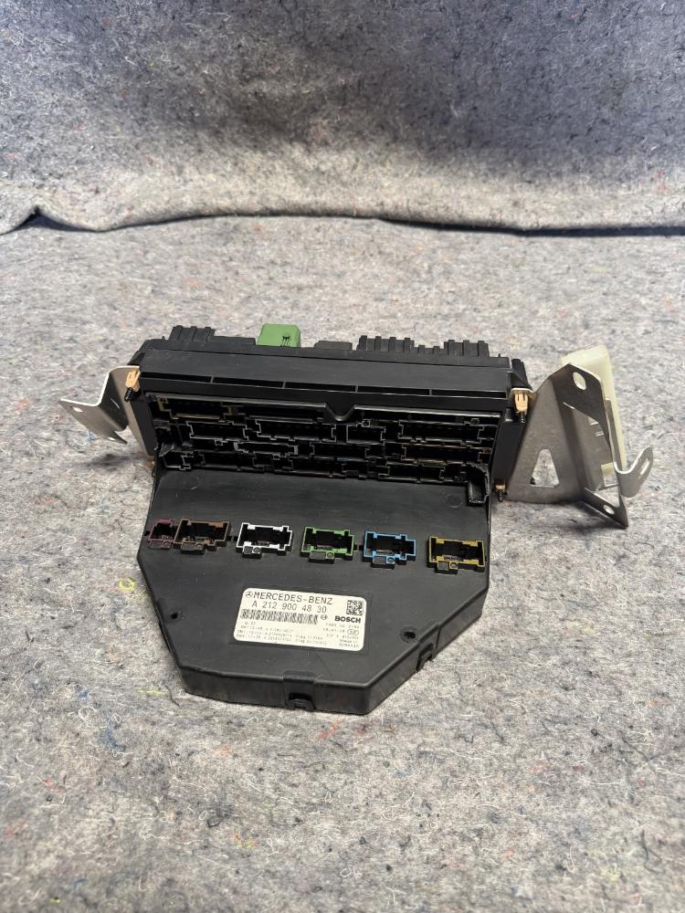 Genuine Mercedes AMG GTR Control Unit 212-900-48-30 OEM – photo 1