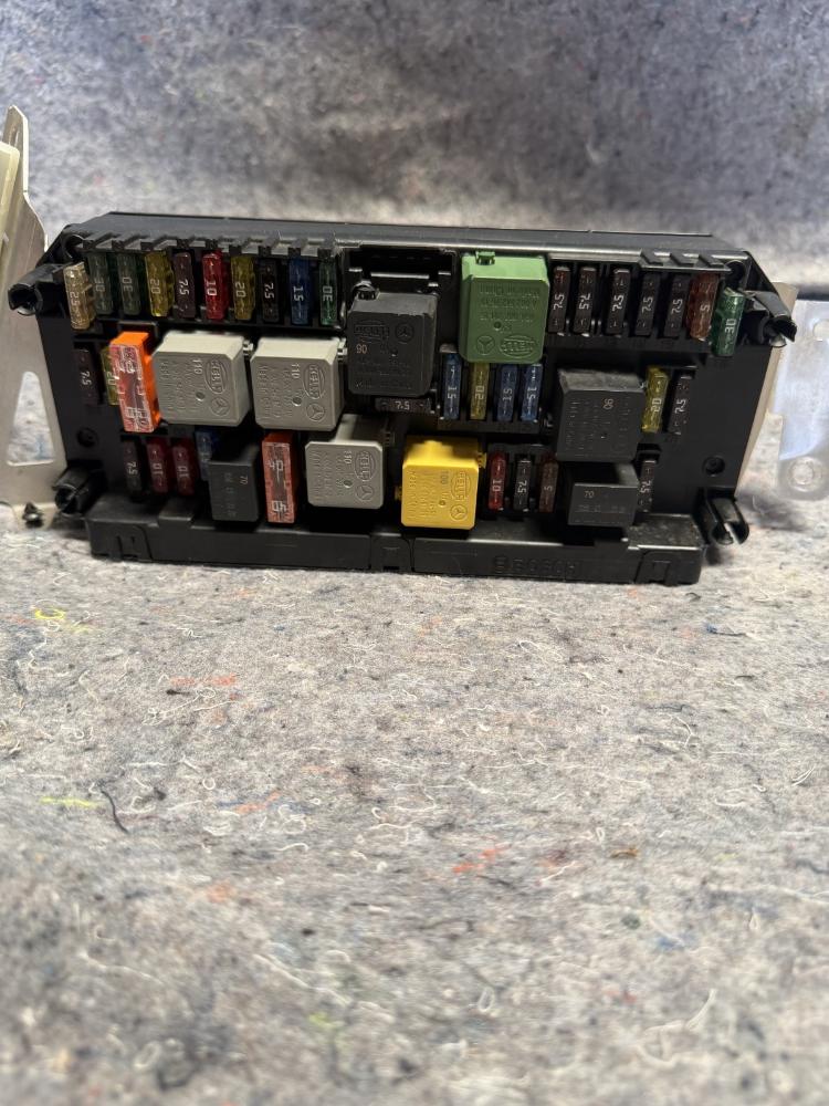 Genuine Mercedes AMG GTR Control Unit 212-900-48-30 OEM – photo 9