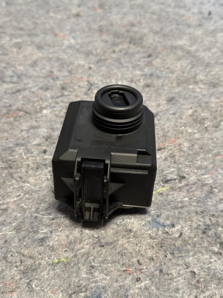 Mercedes AMG GTR Ignition Lock A2189051702 OEM 31494394 – photo 9