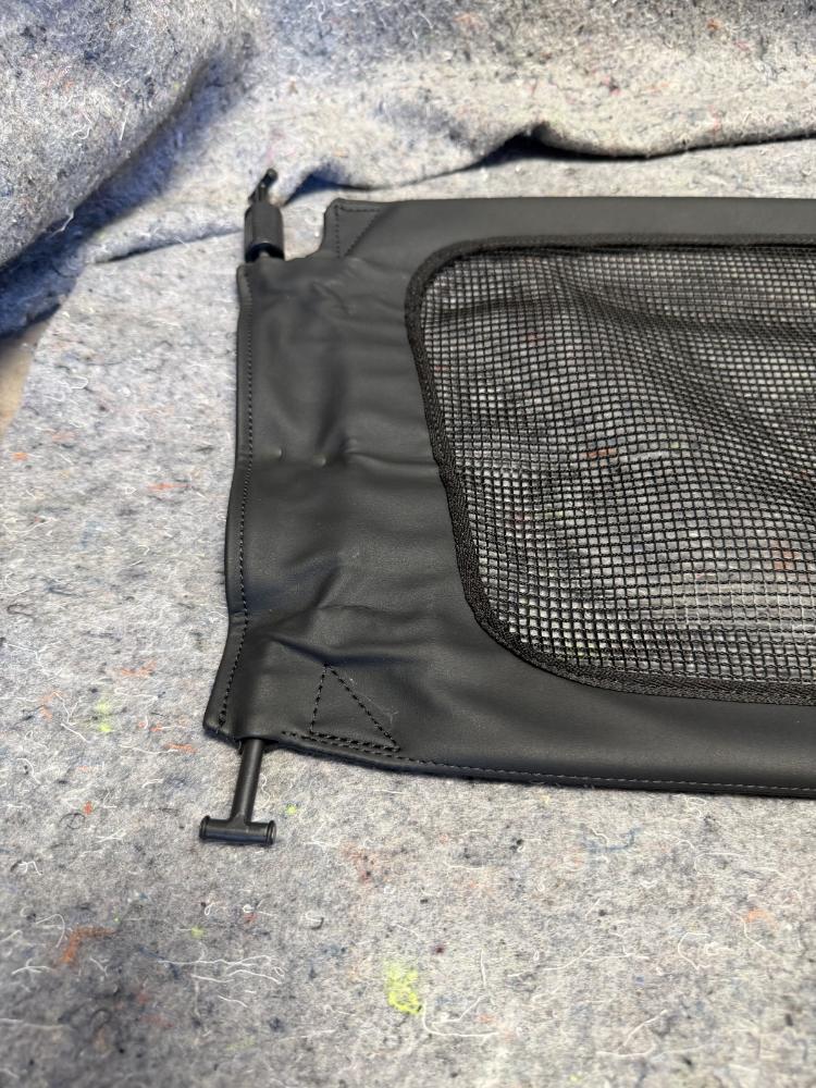 Mercedes AMG GTR Partition Cargo Net A190860074 W/bag OEM – photo 10