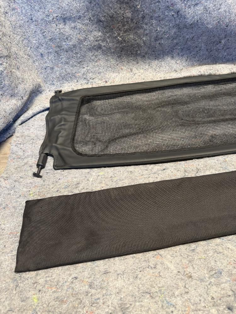 Mercedes AMG GTR Partition Cargo Net A190860074 W/bag OEM – photo 3
