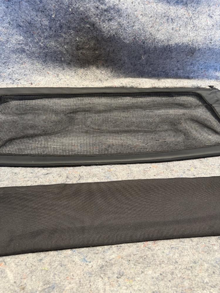 Mercedes AMG GTR Partition Cargo Net A190860074 W/bag OEM – photo 4