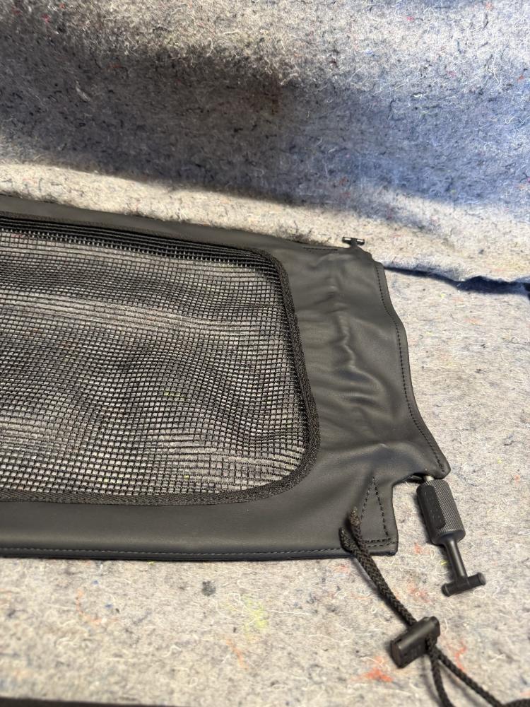 Mercedes AMG GTR Partition Cargo Net A190860074 W/bag OEM – photo 6