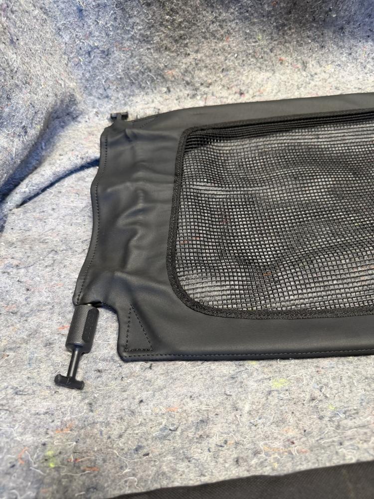 Mercedes AMG GTR Partition Cargo Net A190860074 W/bag OEM – photo 8