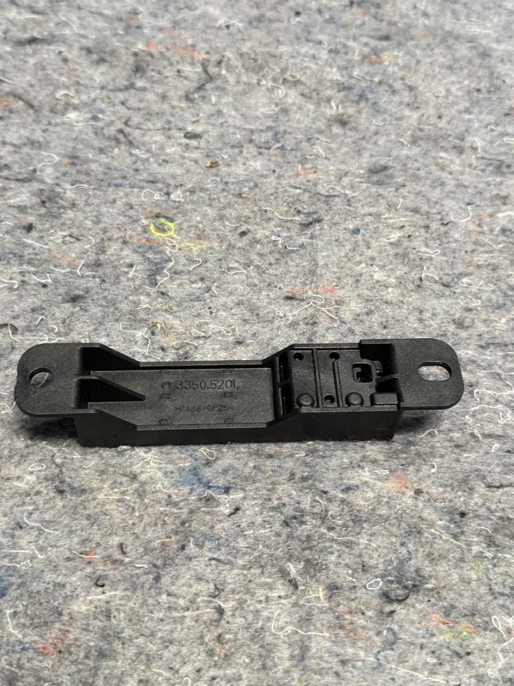 Mercedes AMG GTR Keyless Go Antenna Aerial A2059053005 OEM – photo 6