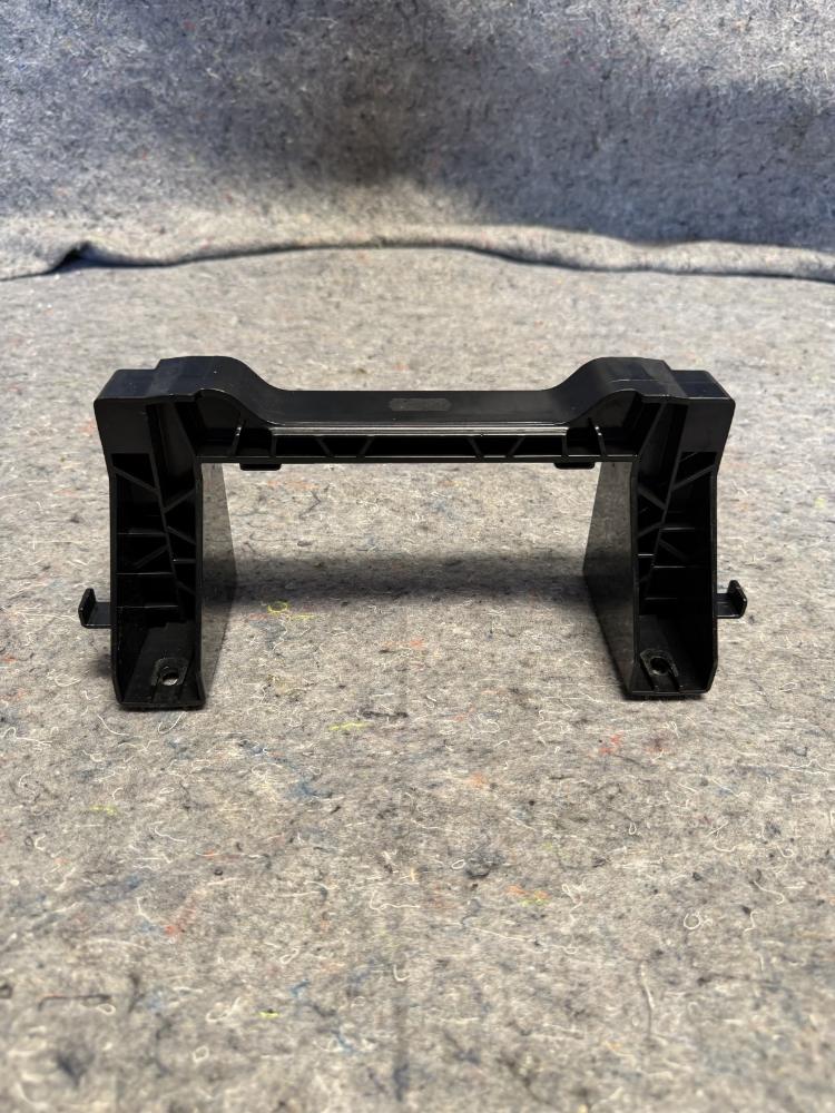 Mercedes AMG GTR Keyless Entry Module Bracket OEM – photo 1