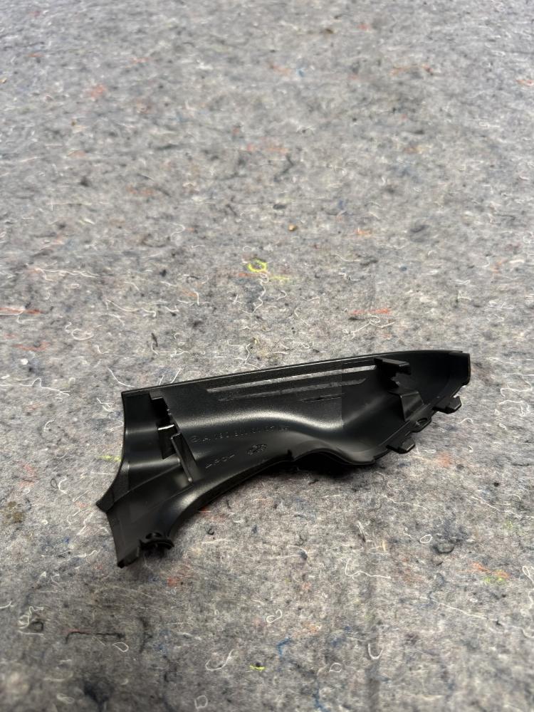 Mercedes AMG GTR Mirror Base Cover A1908110107 OEM – photo 1