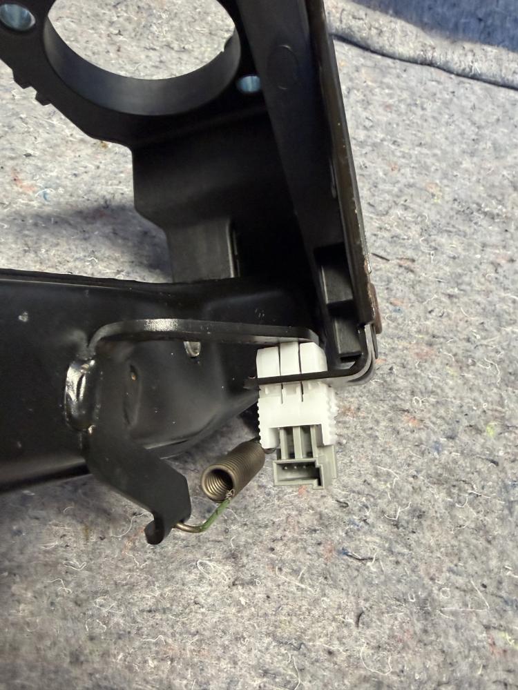 Mercedes AMG GTR Brake Pedal A1972900001 OEM – photo 10