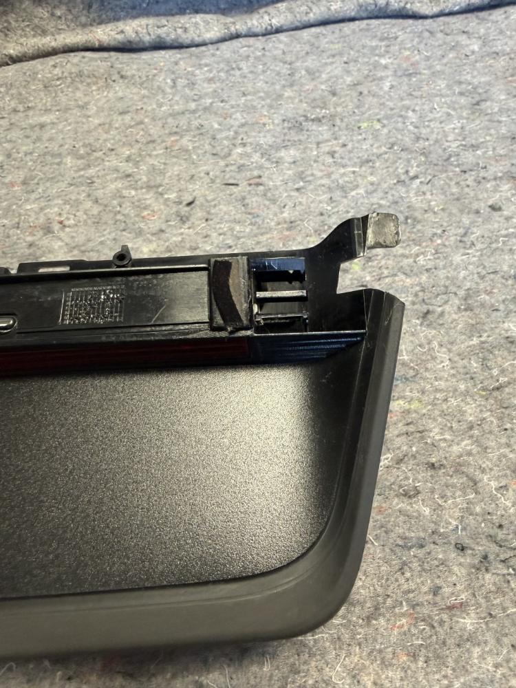 Mercedes AMG GTR Third Brake Light A2229067203 OEM – photo 7