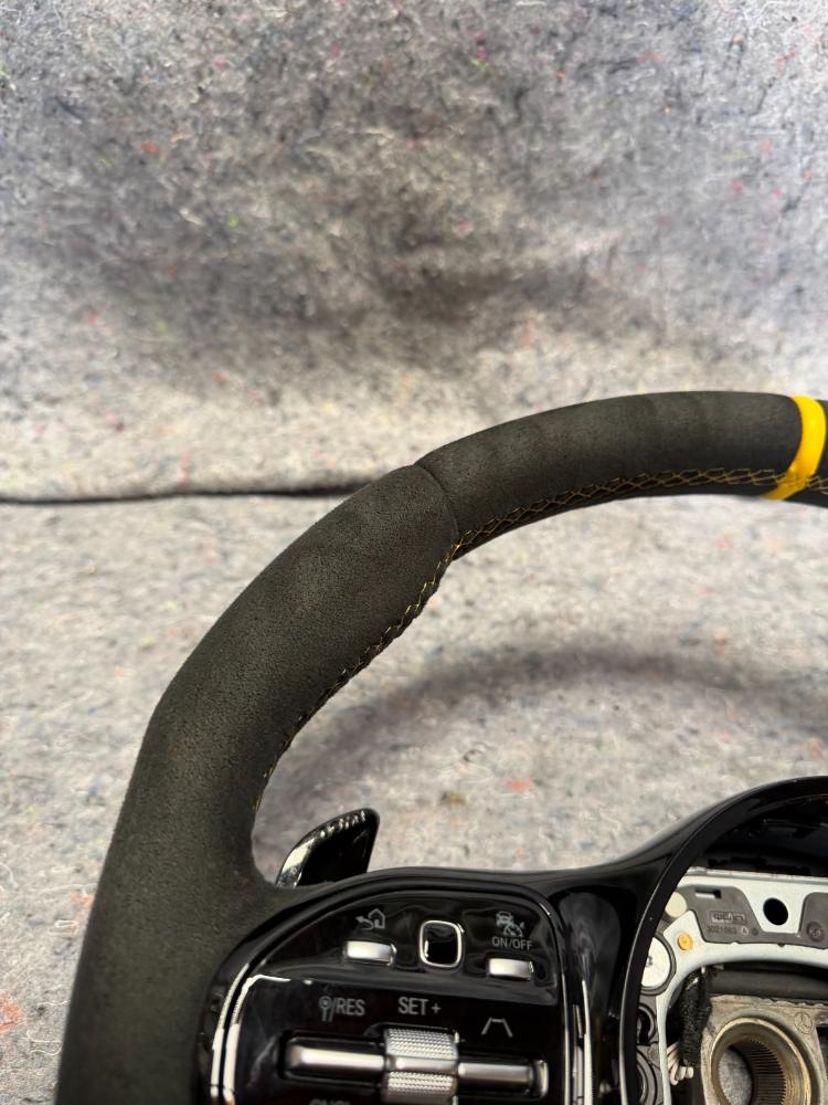 Mercedes Benz AMG GTR Steering Wheel Flate Bottom Yellow Stitching OEM – photo 9