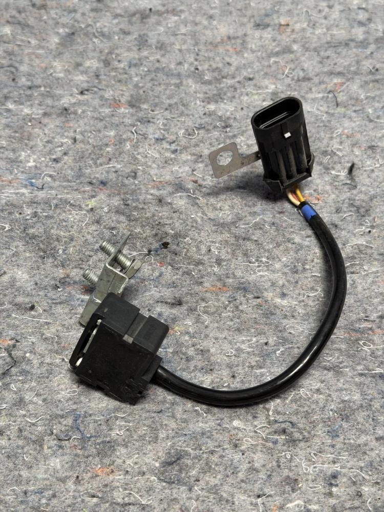 Ferrari F430 Front RH Vertical Acceleration Sensor Suspension 232667 OEM – photo 2