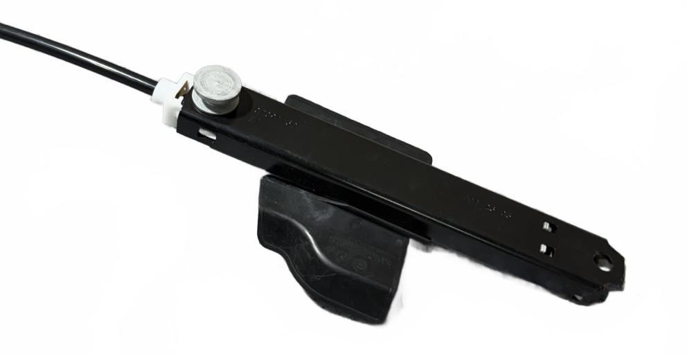 Bentley Continental 06-12 Left Seat Belt Adjuster OEM 3D7857819B Used – photo 2