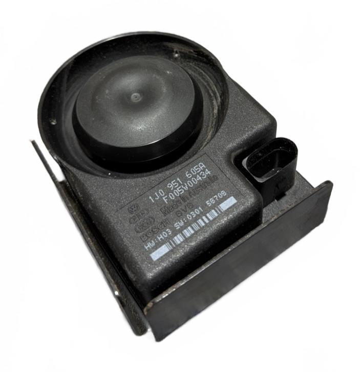 Bentley Continental GT Gtc 12-18 OEM Alarm Siren Horn 3D0951605C – photo 2